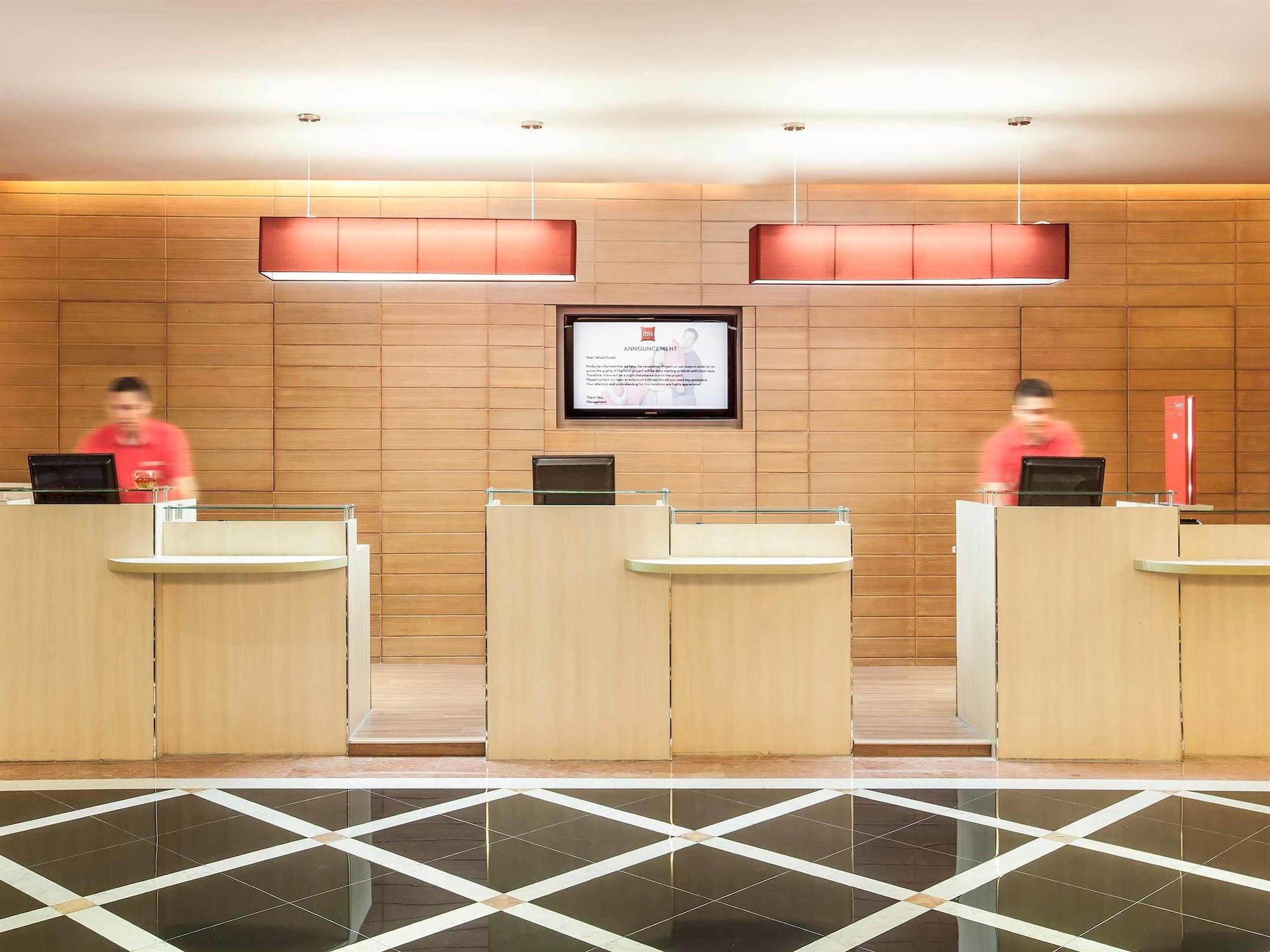 ホテル Ibis Mangga Dua ジャカルタ エクステリア 写真